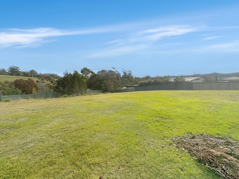 Photo - 16 Douglas Court, St Helens TAS 7216 - Image 4