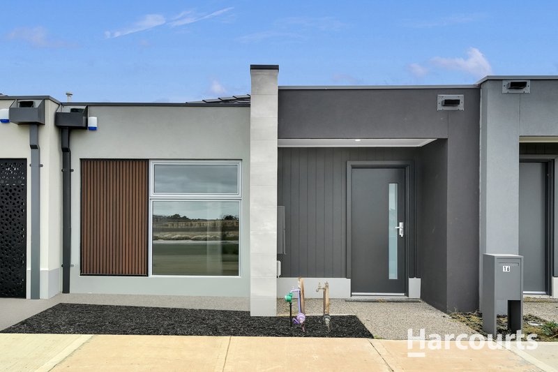 Photo - 16 Draft Street, Manor Lakes VIC 3024 - Image 1