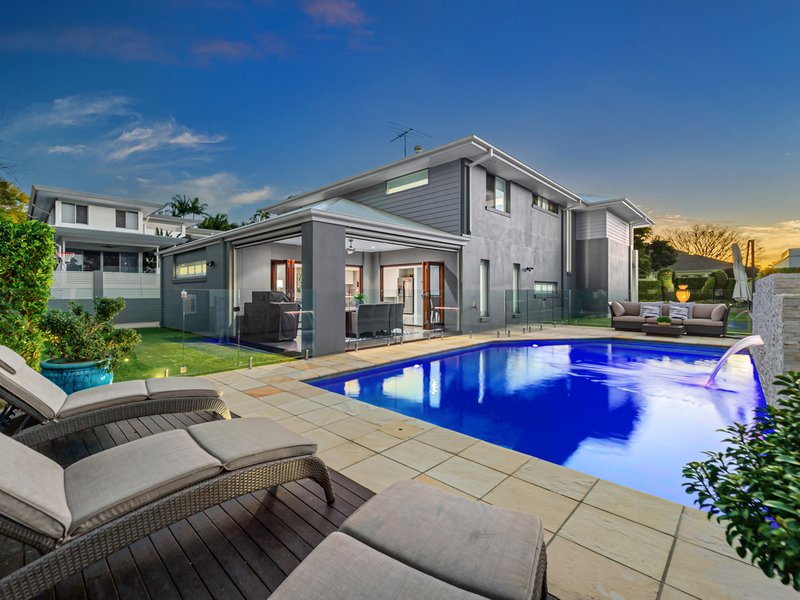 Photo - 16 Dress Circle Court, Bridgeman Downs QLD 4035 - Image 4