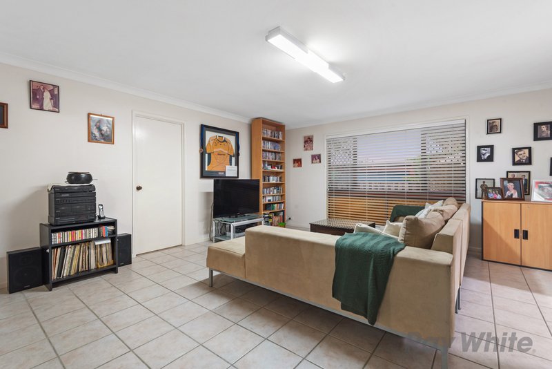 Photo - 16 Dromos Street, Eight Mile Plains QLD 4113 - Image 4