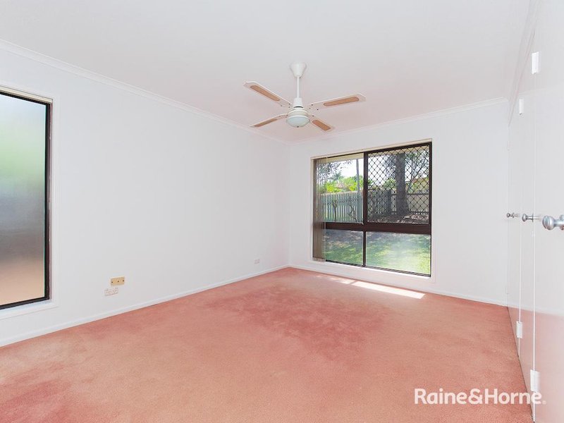 Photo - 16 Dunleath Street, Durack QLD 4077 - Image 11