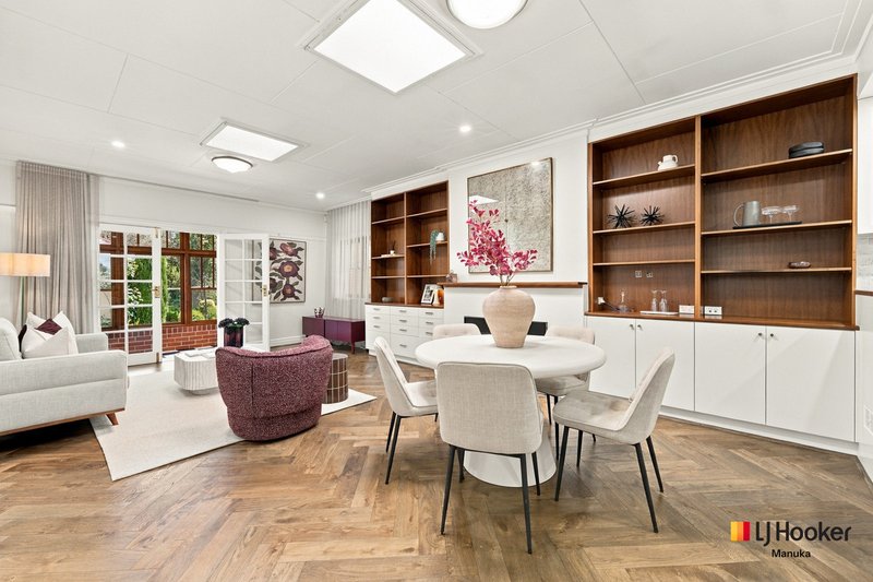 Photo - 16 Durville Crescent, Griffith ACT 2603 - Image 8