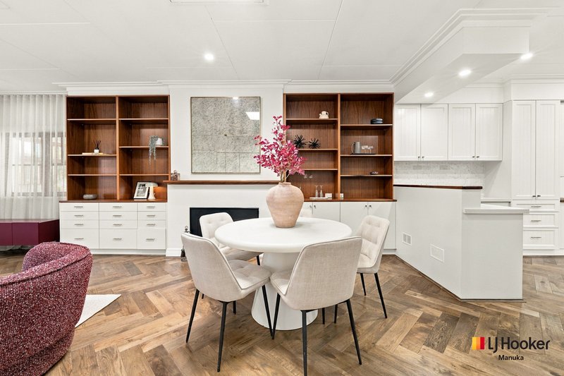 Photo - 16 Durville Crescent, Griffith ACT 2603 - Image 10