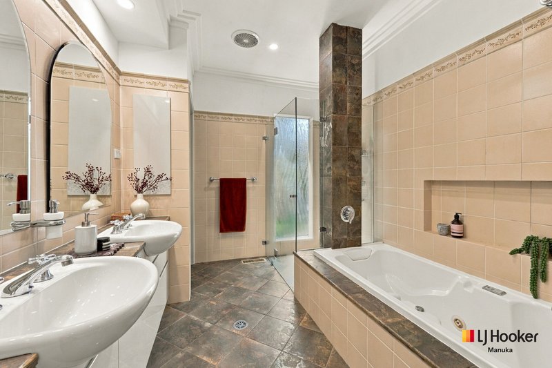 Photo - 16 Durville Crescent, Griffith ACT 2603 - Image 16