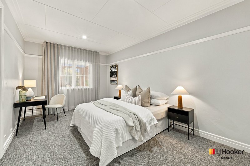 Photo - 16 Durville Crescent, Griffith ACT 2603 - Image 20