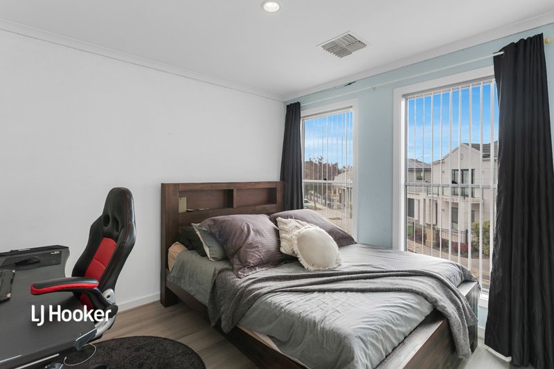 Photo - 16 Dutton Avenue, Mawson Lakes SA 5095 - Image 15