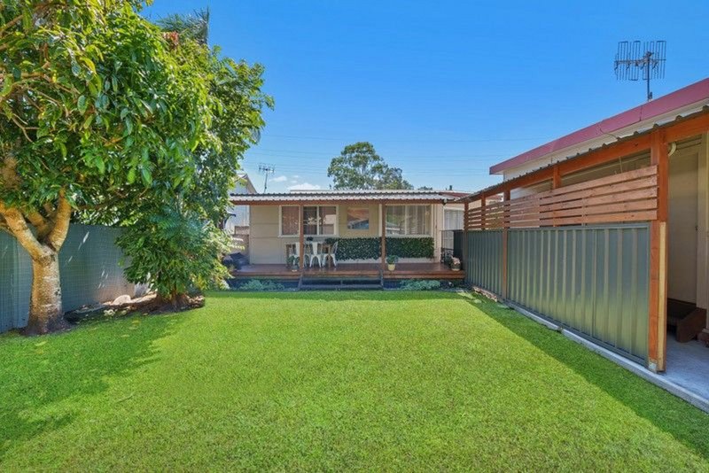 16 Eames Avenue, North Haven NSW 2443