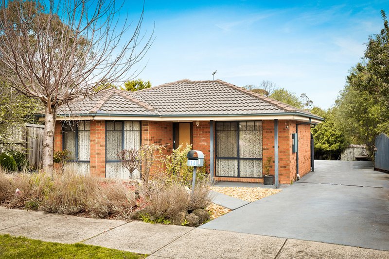 Photo - 16 Ebony Drive, Pakenham VIC 3810 - Image 2