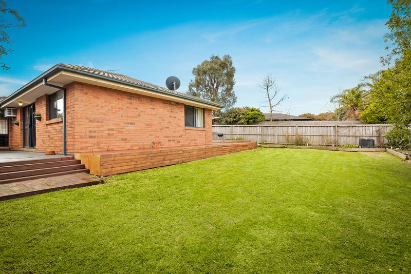 Photo - 16 Ebony Drive, Pakenham VIC 3810 - Image 15