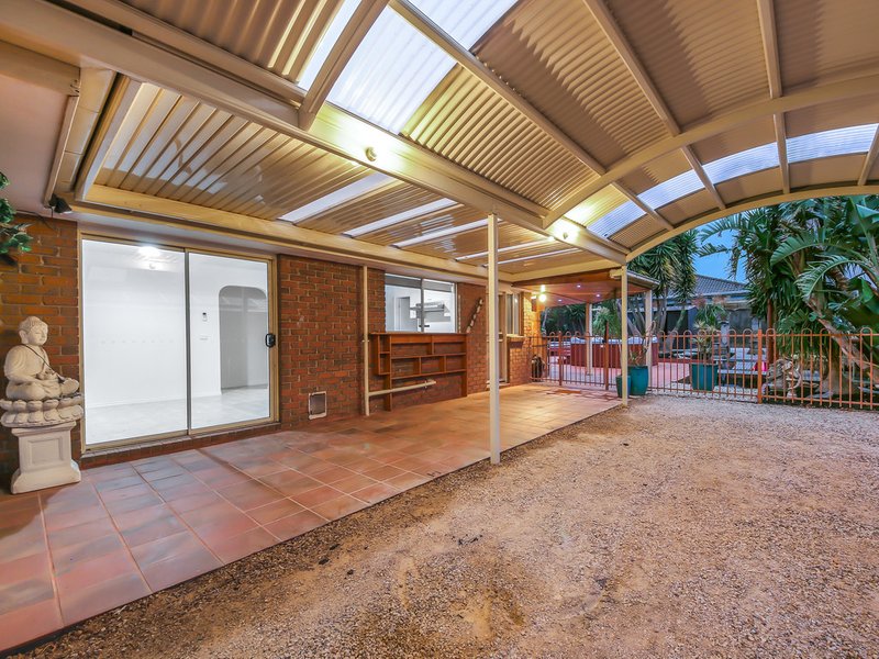 Photo - 16 Eclipse Court, Hampton Park VIC 3976 - Image 16