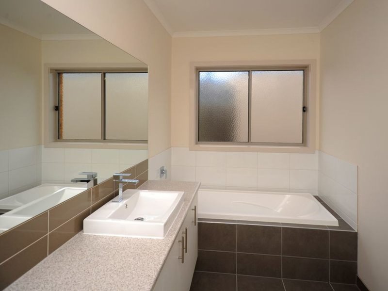 Photo - 1/6 Edith Court, St Leonards VIC 3223 - Image 9