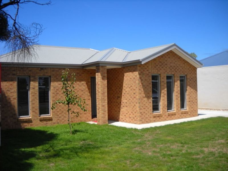 Photo - 1/6 Edith Court, St Leonards VIC 3223 - Image 2