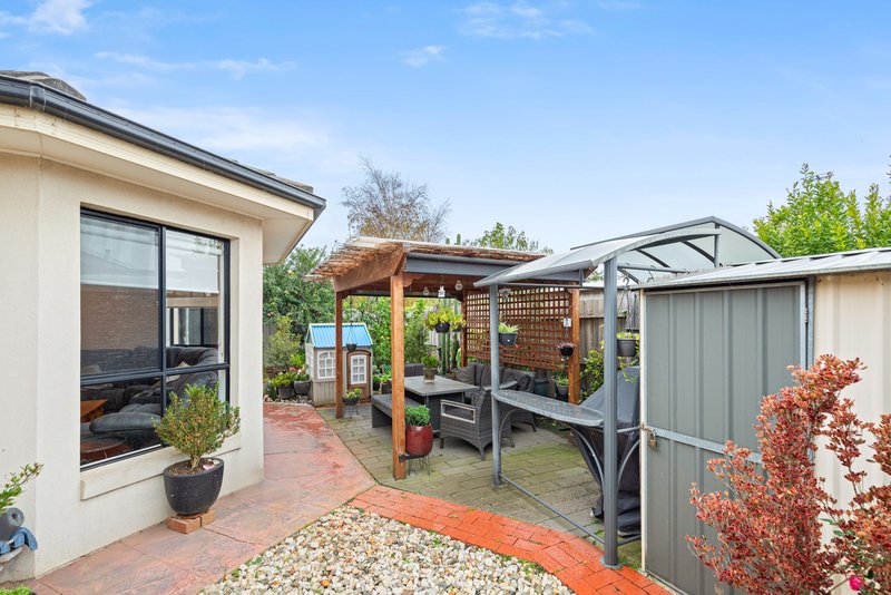 Photo - 16 Edwards Road, Werribee VIC 3030 - Image 21