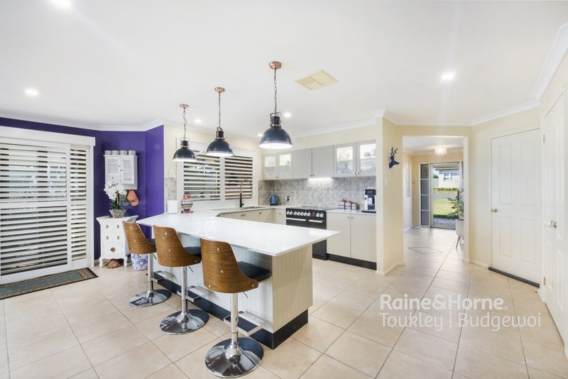 Photo - 16 Eighth Avenue, Toukley NSW 2263 - Image 7