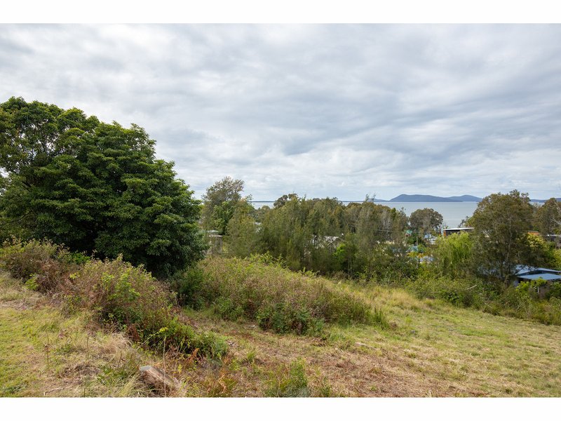 Photo - 16 Elanora Street, Coomba Park NSW 2428 - Image 6