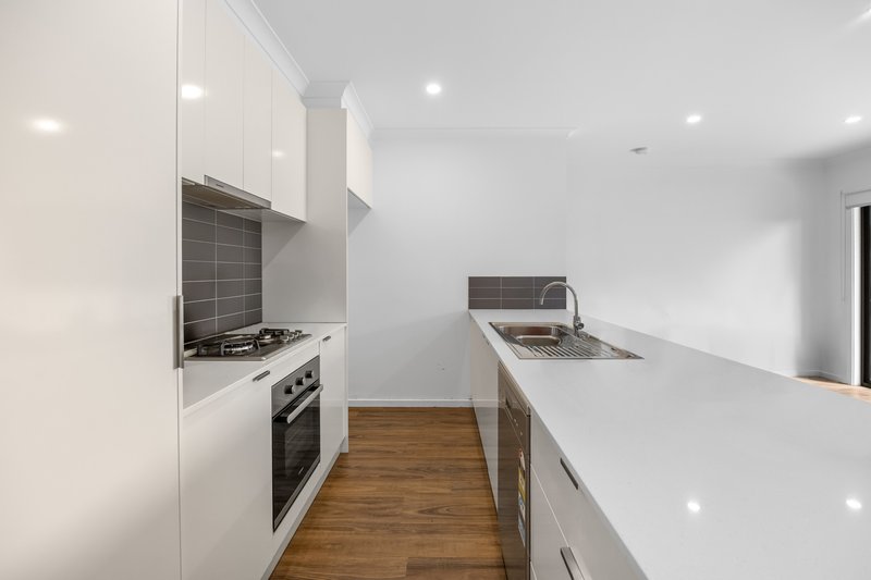 Photo - 16 Eldenwood Mews, Canadian VIC 3350 - Image 2