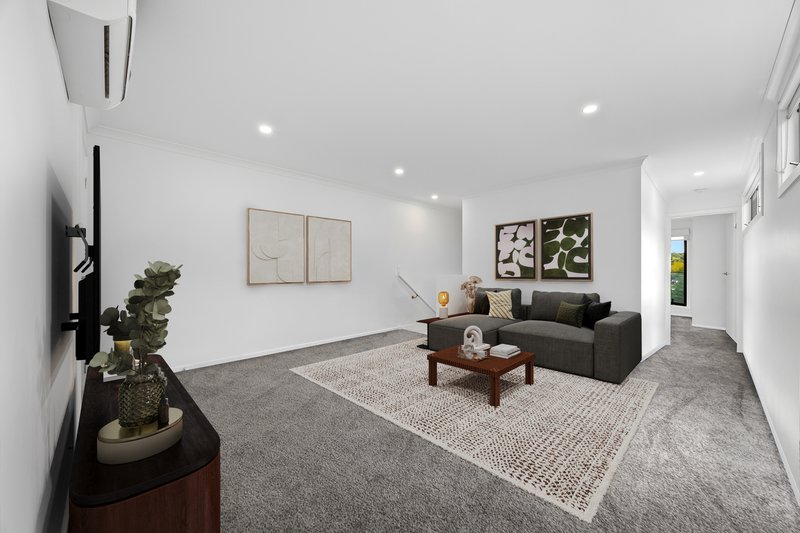 Photo - 16 Eldenwood Mews, Canadian VIC 3350 - Image 7