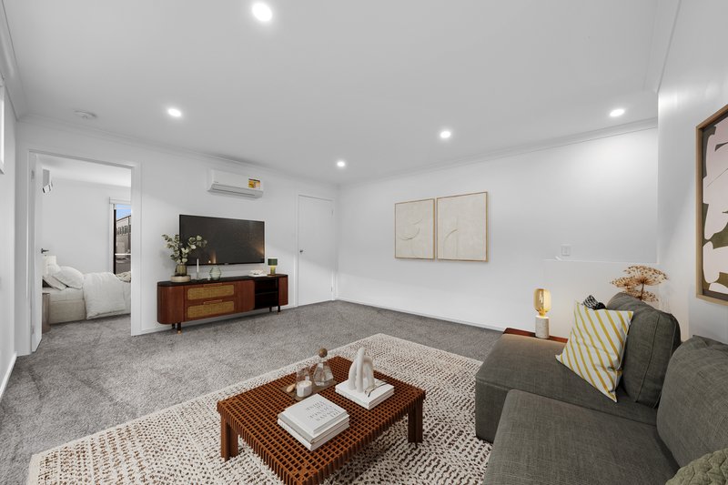 Photo - 16 Eldenwood Mews, Canadian VIC 3350 - Image 8