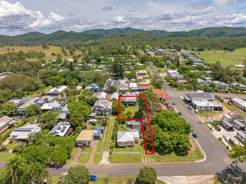 Photo - 16 Elizabeth Street, Kenilworth QLD 4574 - Image 2