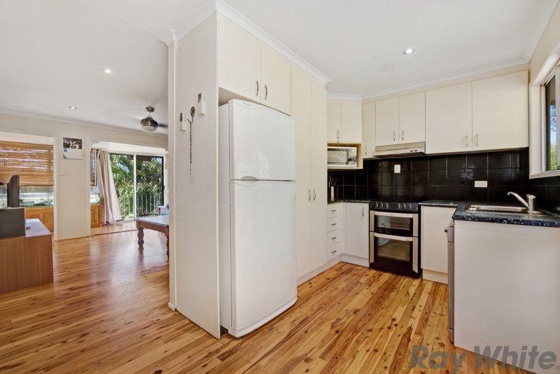 Photo - 16 Elna Court, Deception Bay QLD 4508 - Image 3