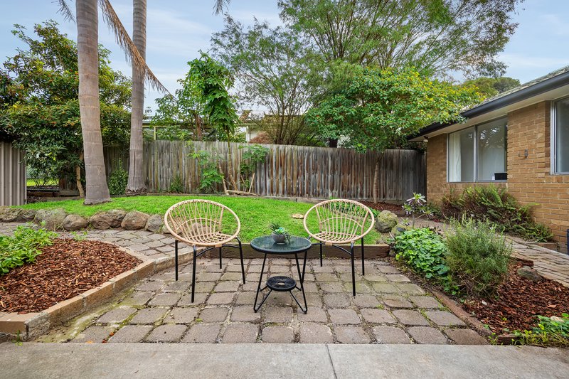 Photo - 16 Elvin Street, Macleod VIC 3085 - Image 13