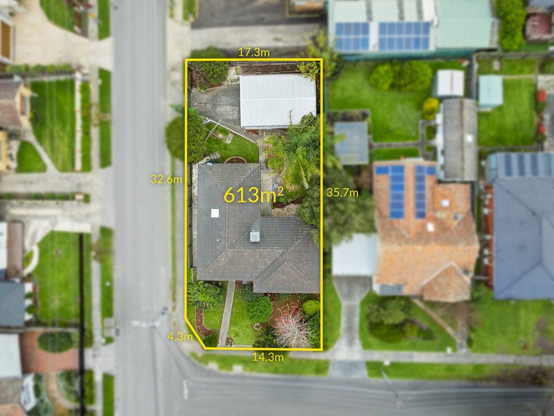 Photo - 16 Elvin Street, Macleod VIC 3085 - Image 15