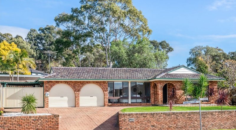 16 Emerald Drive, Eagle Vale NSW 2558