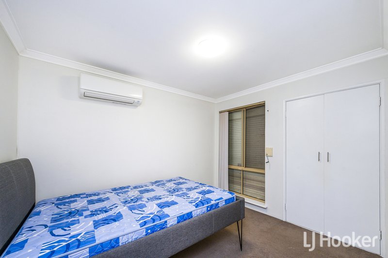 Photo - 16 Empire Way, Thornlie WA 6108 - Image 13
