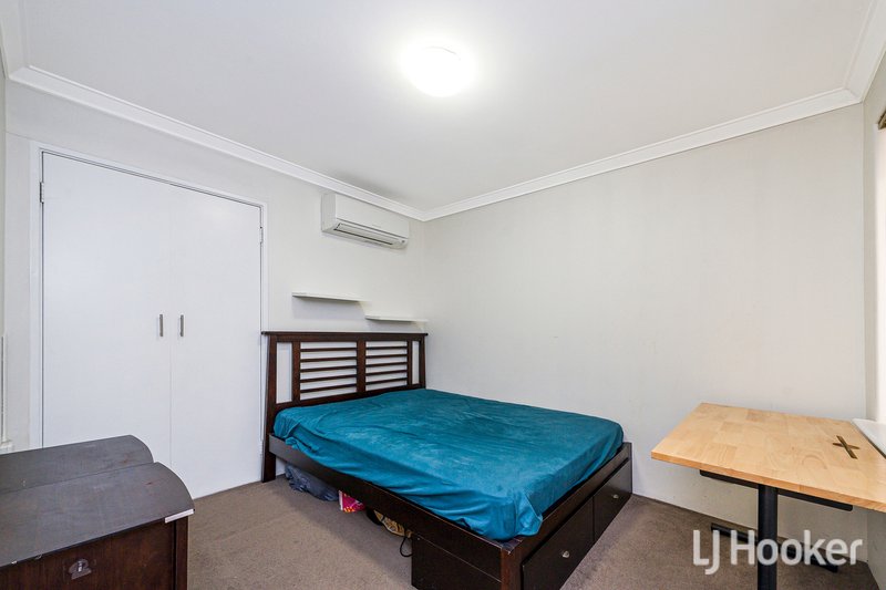 Photo - 16 Empire Way, Thornlie WA 6108 - Image 14