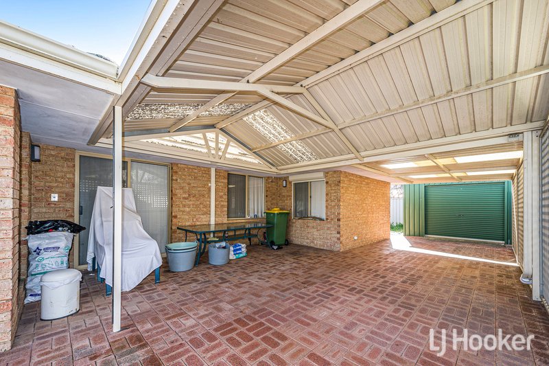 Photo - 16 Empire Way, Thornlie WA 6108 - Image 21
