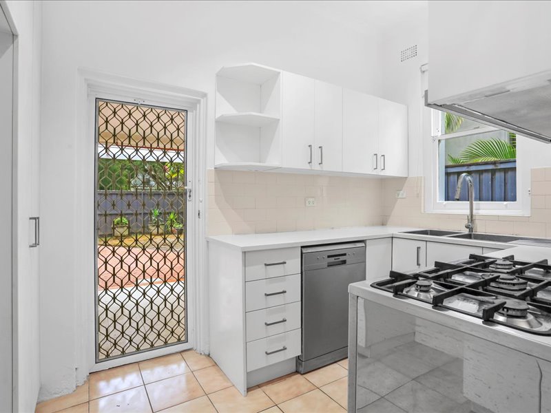 Photo - 16 Epping Road, Double Bay NSW 2028 - Image 2