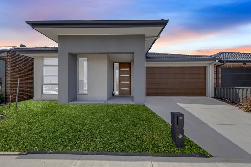 16 Eremaea Road, Craigieburn VIC 3064