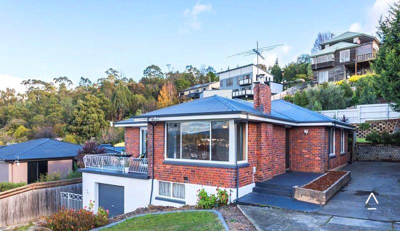 16 Ernest Street, Kings Meadows TAS 7249