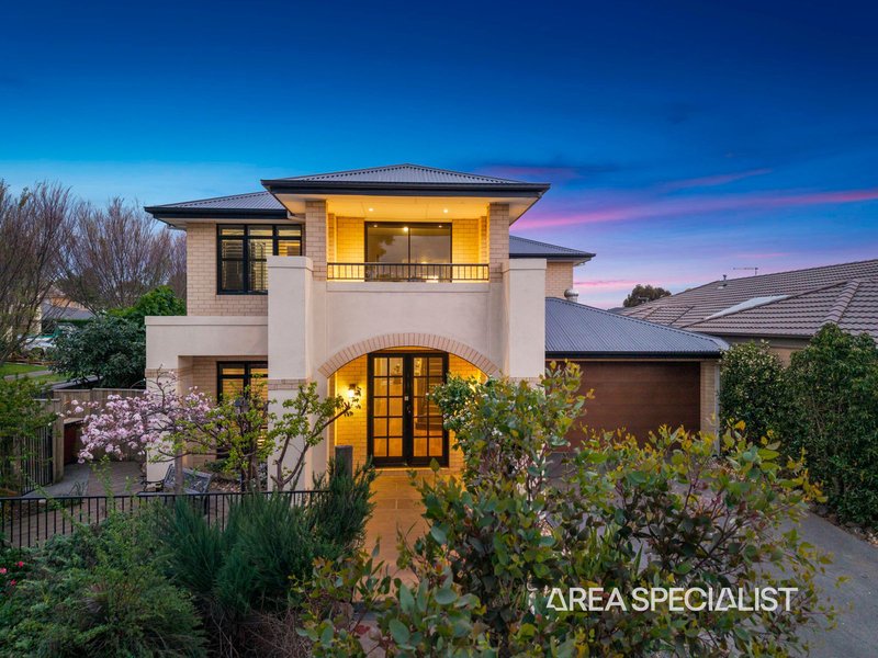 Photo - 16 Eros Crescent, Cranbourne West VIC 3977 - Image 1