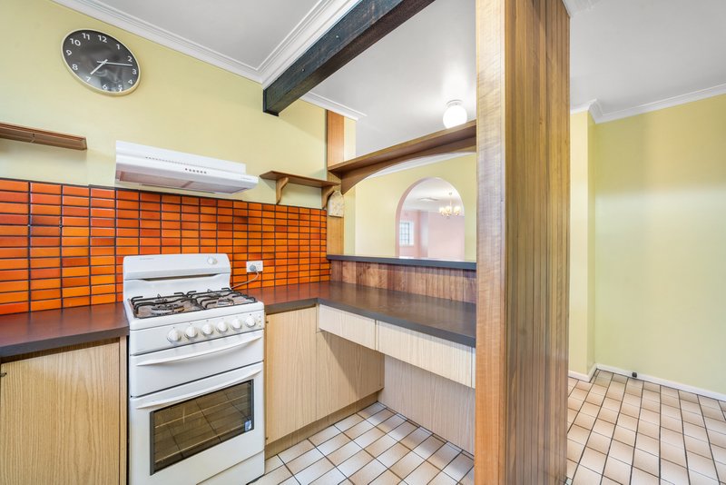 Photo - 16 Eunice Drive, Cheltenham VIC 3192 - Image 12