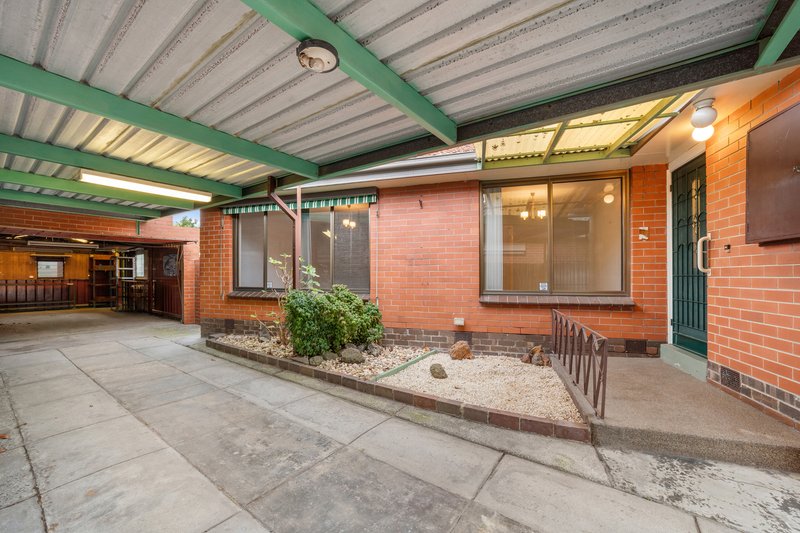 Photo - 16 Eunice Drive, Cheltenham VIC 3192 - Image 17