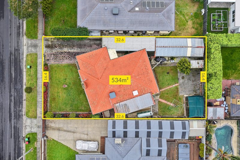 Photo - 16 Eunice Drive, Cheltenham VIC 3192 - Image 21