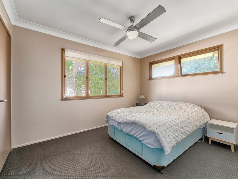 Photo - 16 Euratha Street, Stafford Heights QLD 4053 - Image 6