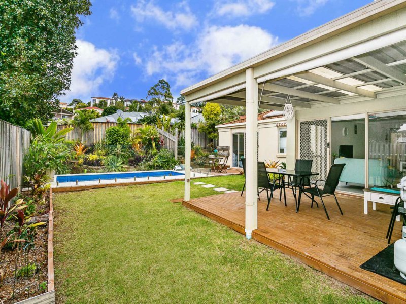 Photo - 16 Exmoor Street, Mudgeeraba QLD 4213 - Image 19