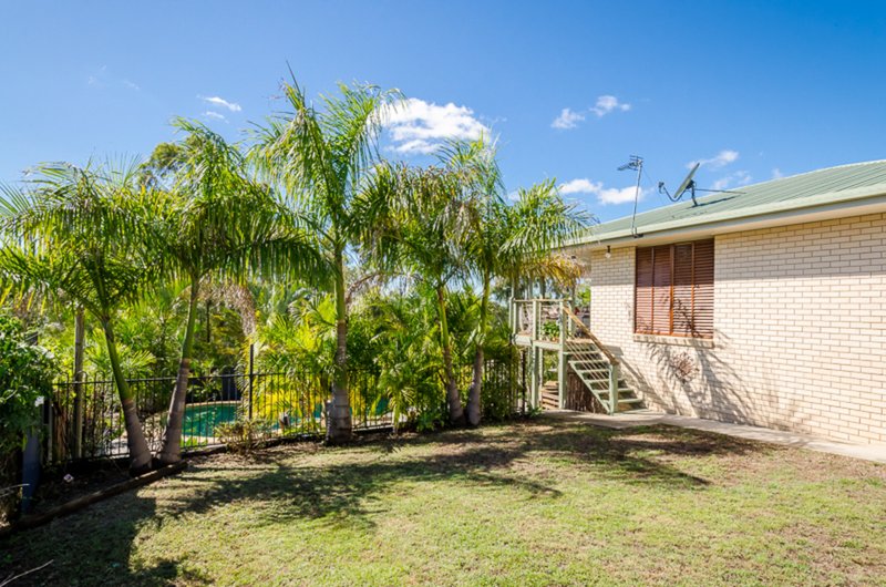 Photo - 16 Fairbairn Place, Clinton QLD 4680 - Image 10