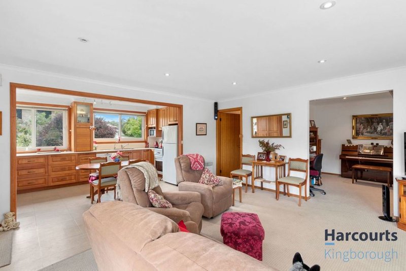 Photo - 16 Fairway Drive, Kingston TAS 7050 - Image 4