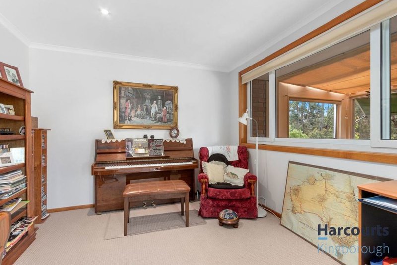 Photo - 16 Fairway Drive, Kingston TAS 7050 - Image 10