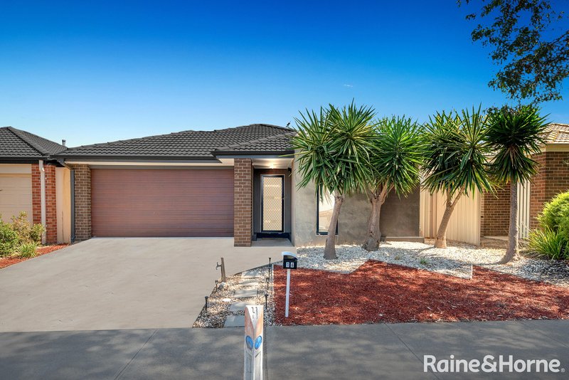 16 Fantail Way, Brookfield VIC 3338