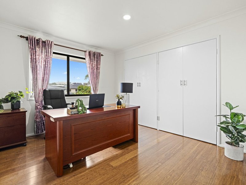 Photo - 16 Faringdon Street, Robertson QLD 4109 - Image 13