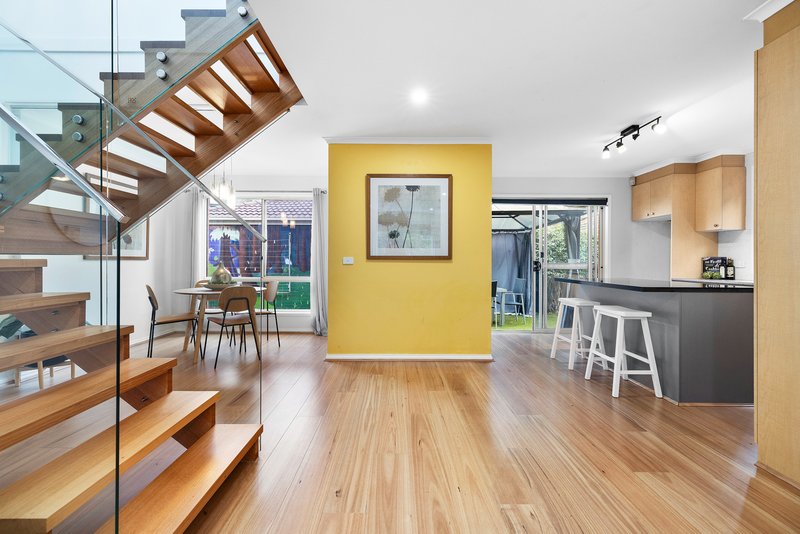 Photo - 1/6 Faulkner Street, Bentleigh VIC 3204 - Image 2