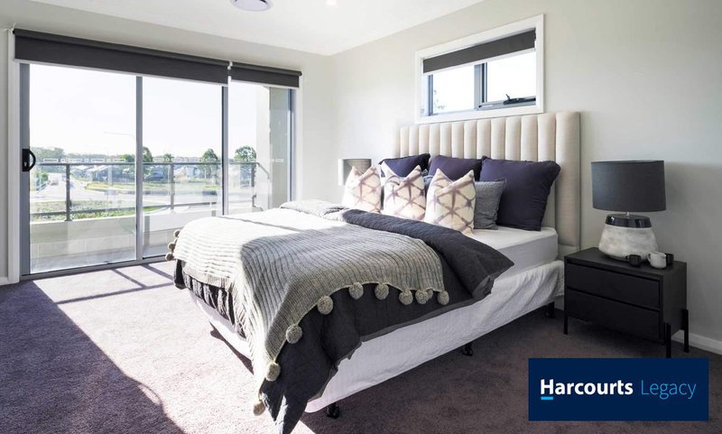 Photo - 16 Feathertail Avenue , Melonba NSW 2765 - Image 4