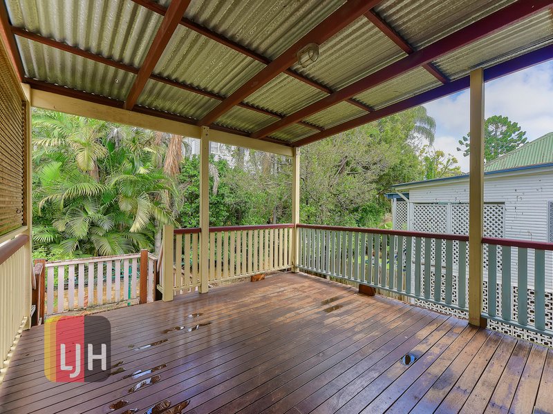 Photo - 16 Federal Street, Red Hill QLD 4059 - Image 4