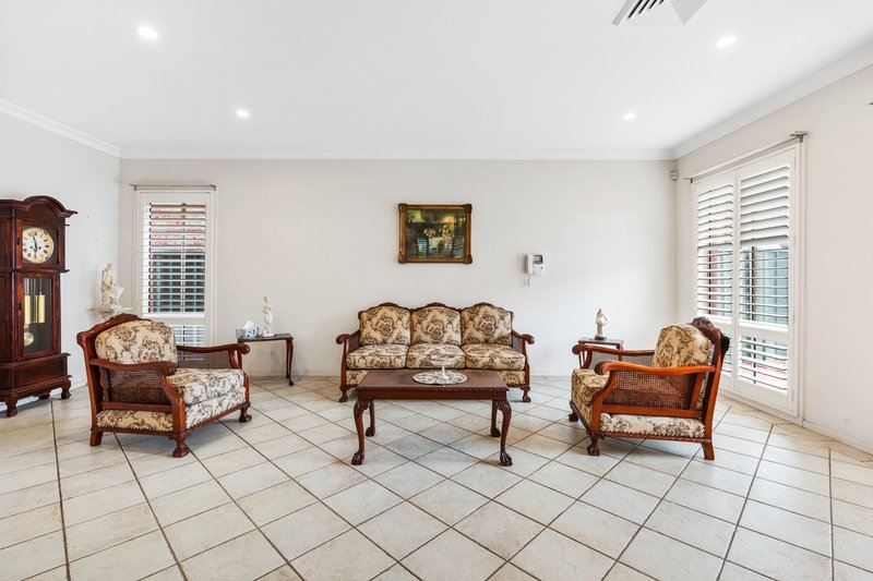 Photo - 16 Feodore Drive, Cecil Hills NSW 2171 - Image 3