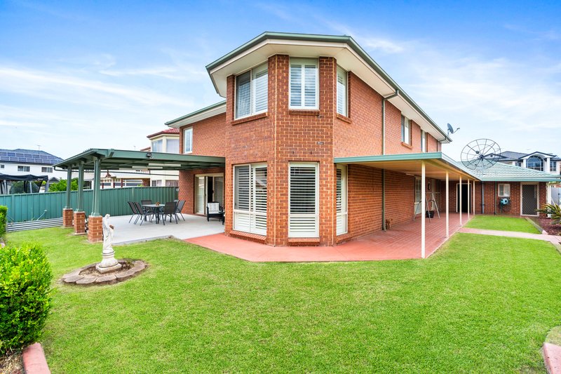 Photo - 16 Feodore Drive, Cecil Hills NSW 2171 - Image 18