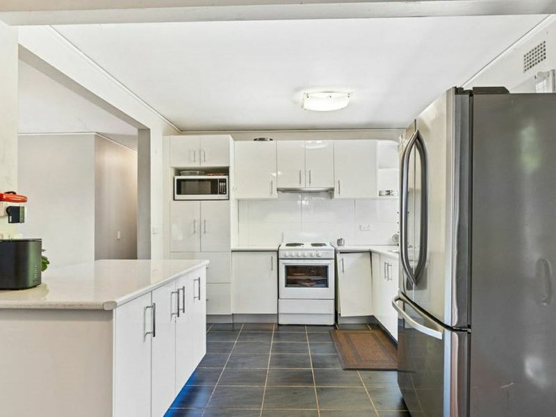 Photo - 16 Fern Avenue, Bradbury NSW 2560 - Image 3